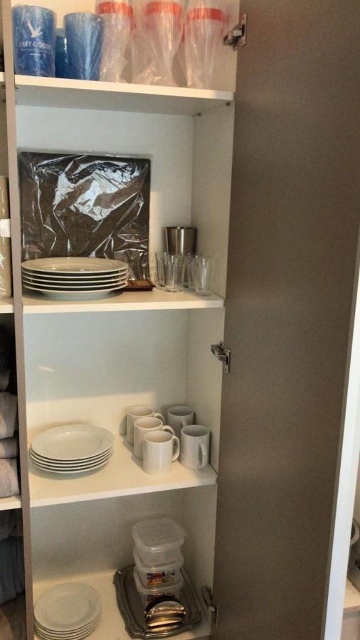 Lindo Apto, 100metros Da Praia, Na Av Brasil Com A Av Localizacao Apartment