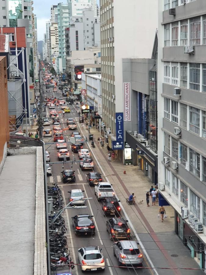Lindo Apto, 100metros Da Praia, Na Av Brasil Com A Av Localizacao Apartment