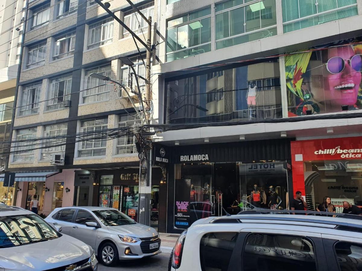 Lindo Apto, 100metros Da Praia, Na Av Brasil Com A Av Localizacao