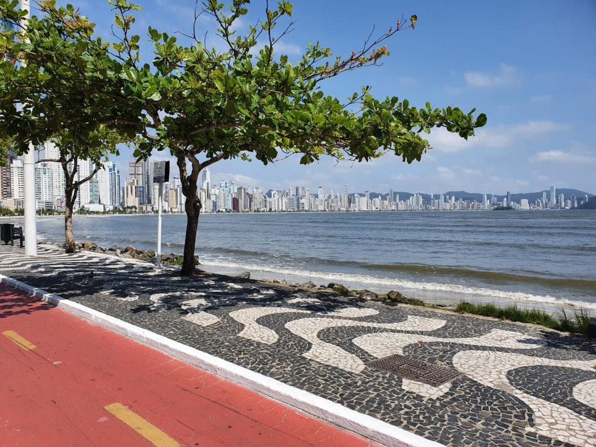 Lindo Apto, 100metros Da Praia, Na Av Brasil Com A Av Localizacao Apartment *