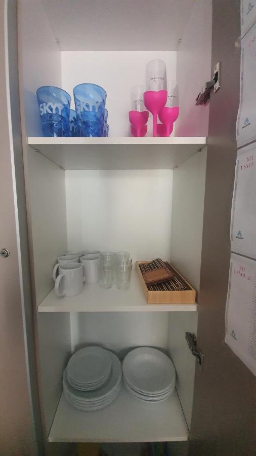 Lindo Apto, 100metros Da Praia, Na Av Brasil Com A Av Localizacao Apartment